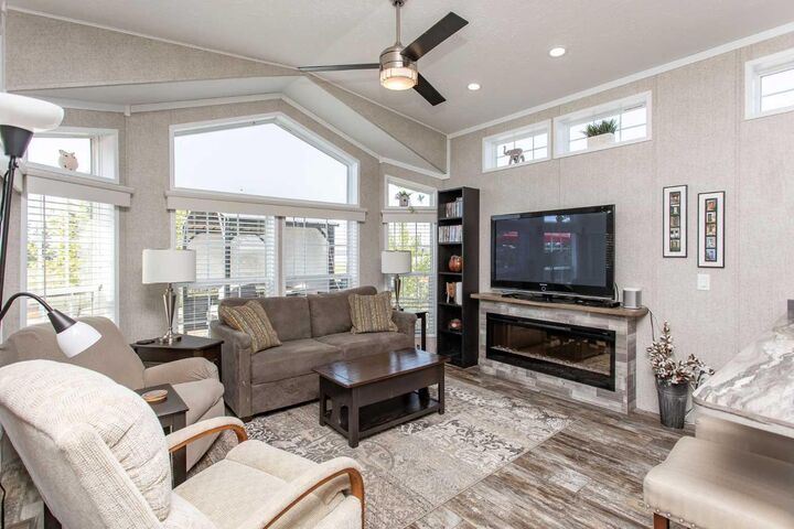 Property Photo:  10046 Township Road 422 212  AB T4J 1V9 