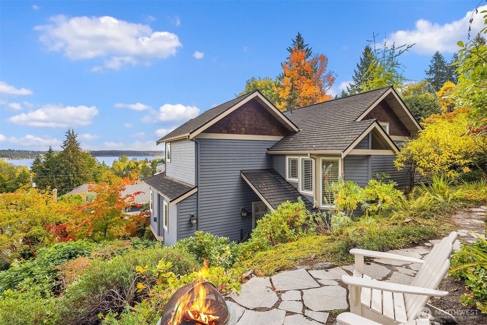 Property Photo:  4411 NE 90th Street  WA 98115 