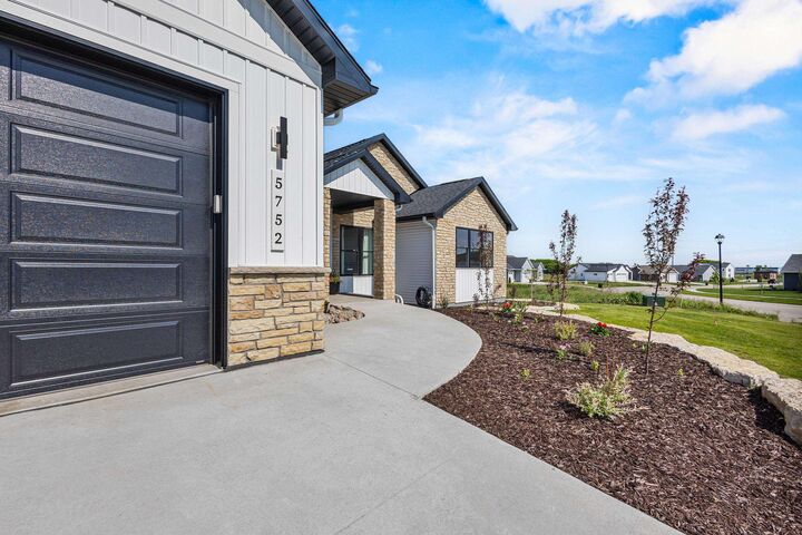 Property Photo:  5752 N Sequoia Drive  WI 54913 