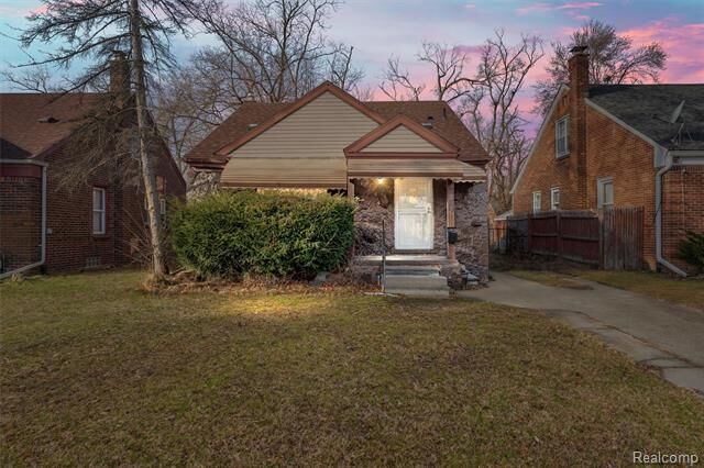 Property Photo:  20211 Ashton Avenue  MI 48219 