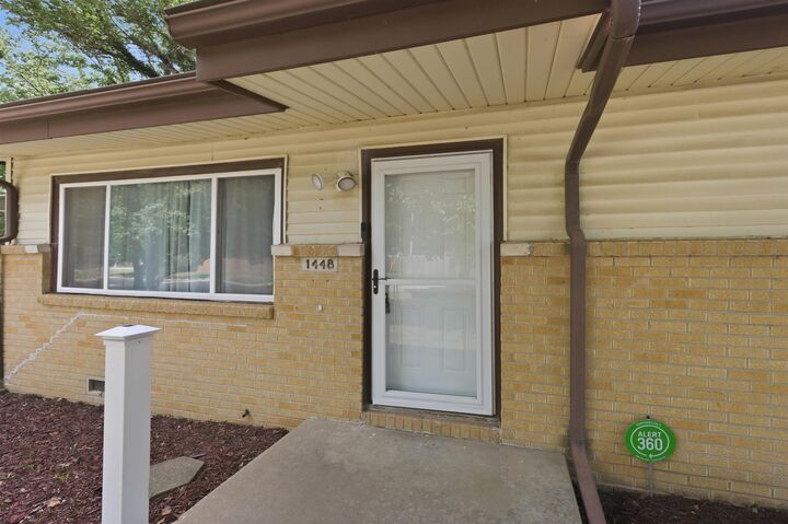 Property Photo: 1448 N Prairie Ln KS 67037