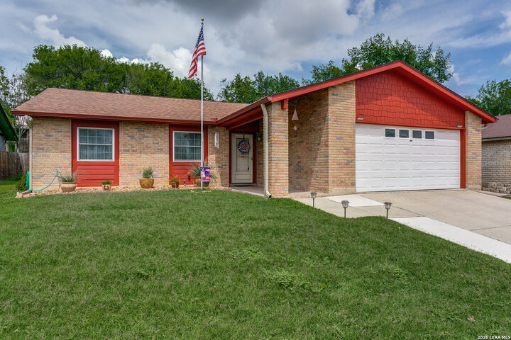 Property Photo:  4814 Cherry Tree Dr  TX 78108 