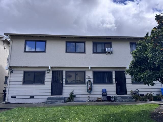 Property Photo:  950 Clyde Avenue 2  CA 95054 