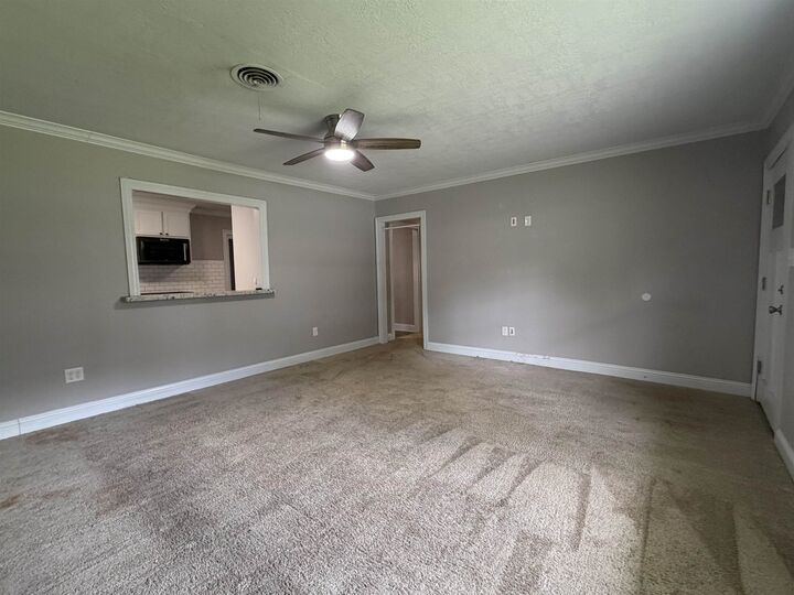 Property Photo:  3476 Pelican  TX 77630-2040 