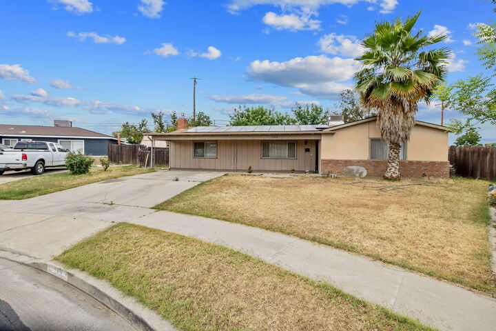 Property Photo:  1146 Lassen Drive  CA 93230 