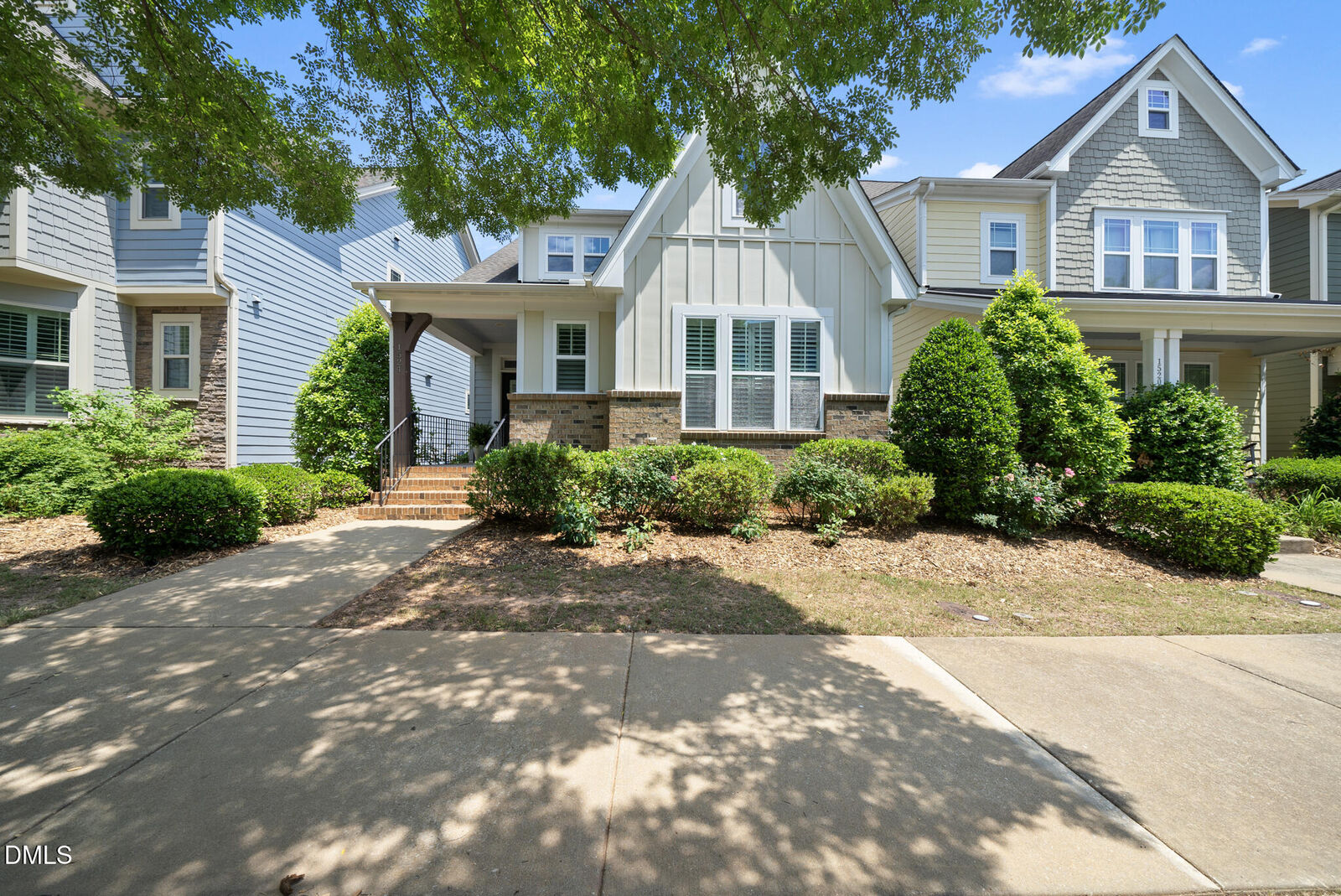 Property Photo:  1524 Crafton Way  NC 27607 