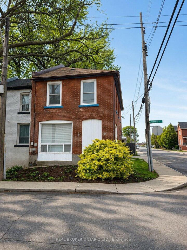 105 Cheever Street — photo 1