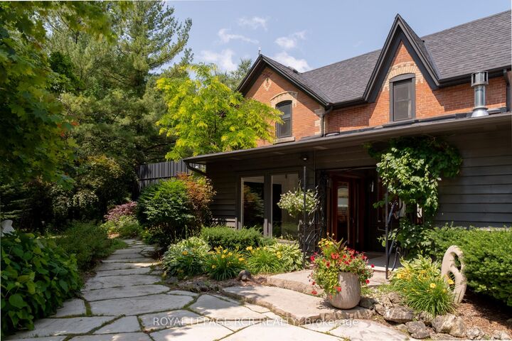 Property Photo: 16927 Winston Churchill Boulevard ON L7K 1H9