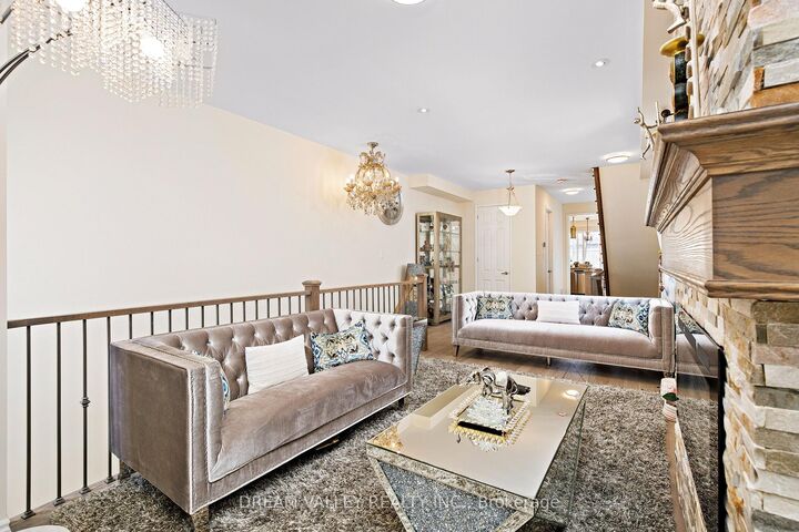 Property Photo: 88 Jolly Way ON M1P 0E2