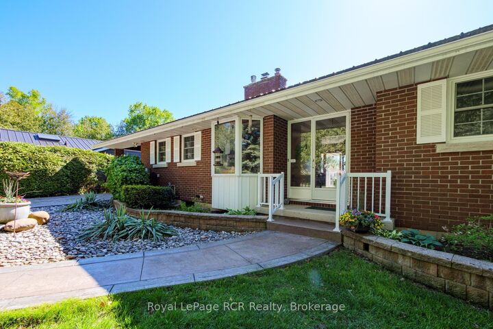 Property Photo: 405 Balmy Beach Road ON N4K 5N4