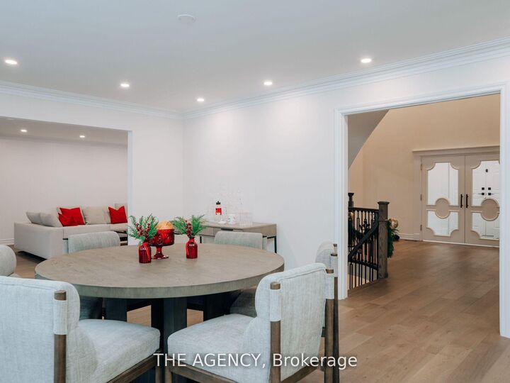 Property Photo: 7 Shady Oaks Crescent ON M3C 2L4