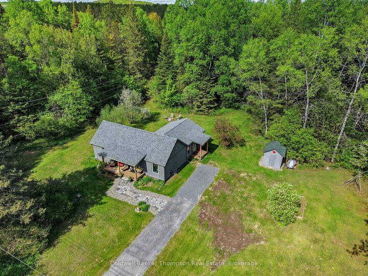 Photo de la propriété: 247 Old North Road ON P1H 2J4