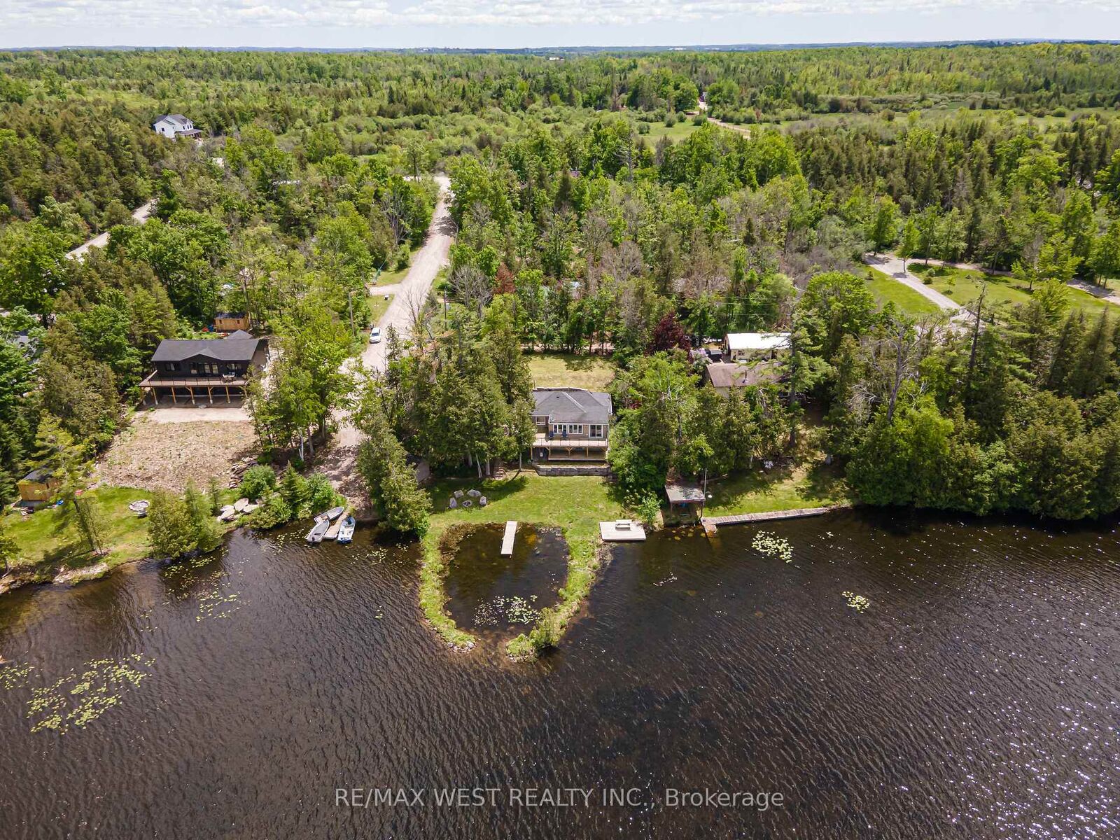 Property Photo: 15 Manchester Trail ON K0M 1A0