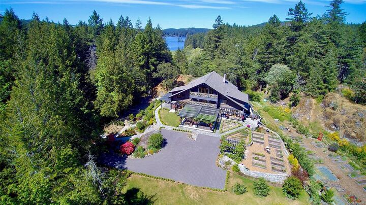 Property Photo: 4573 Prospect Lake Rd BC V9E 1J3