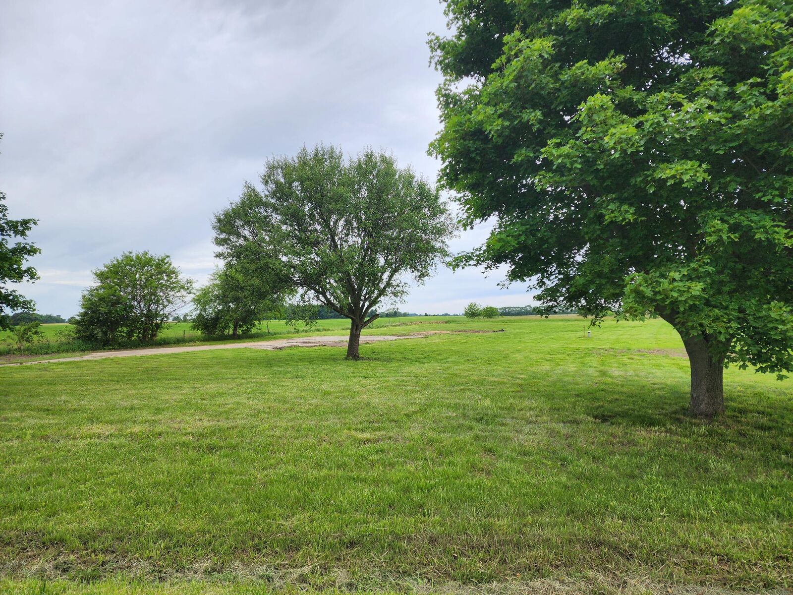 Property Photo:  4350 Old Xenia Road  OH 43140 
