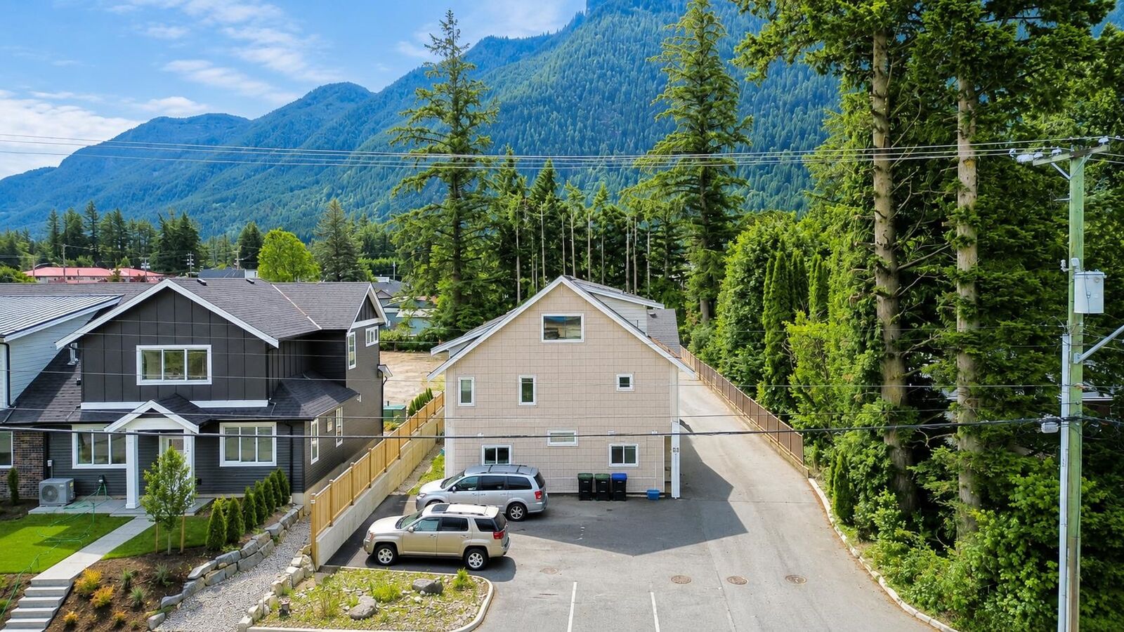 Property Photo: 548 Park Street 1 BC V0X 1L0