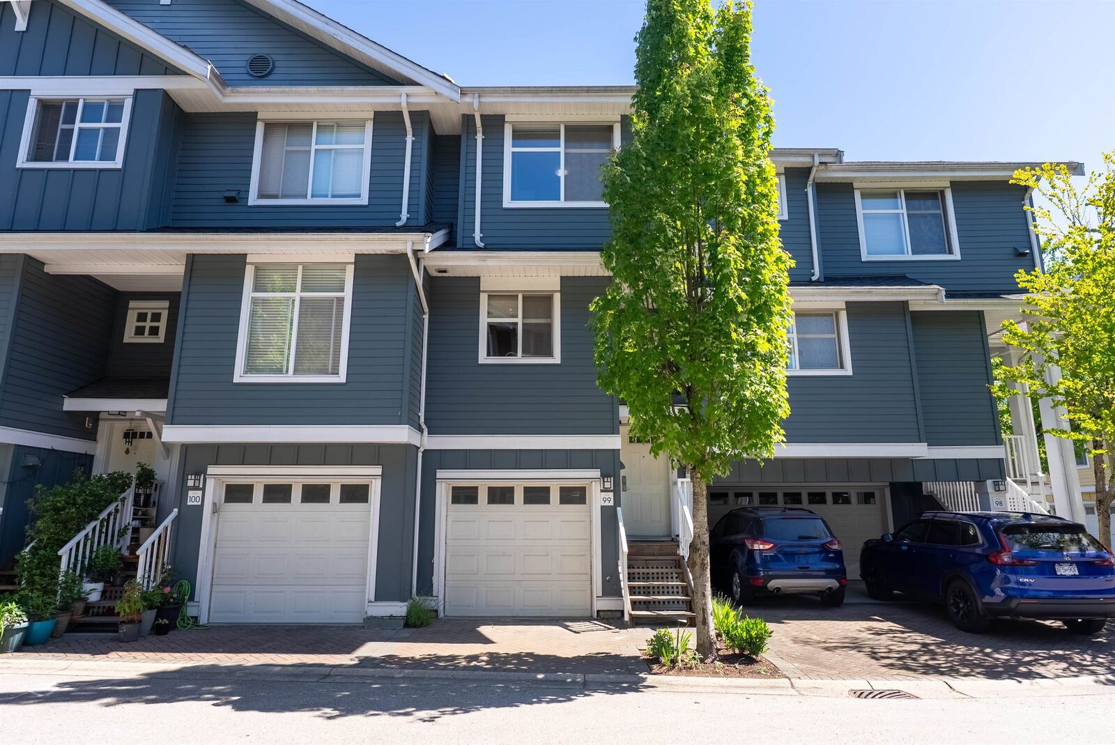 Property Photo: 935 Ewen Avenue 99 BC V3M 0A1