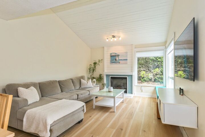 Property Photo: 6294 W Greenside Drive BC V3S 5M8