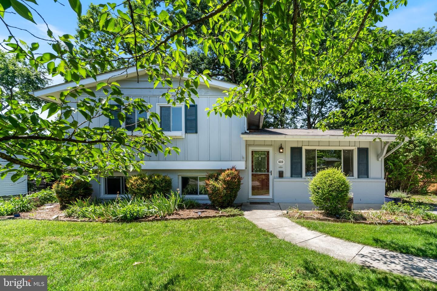Property Photo:  6610 Bowie Drive  VA 22150 
