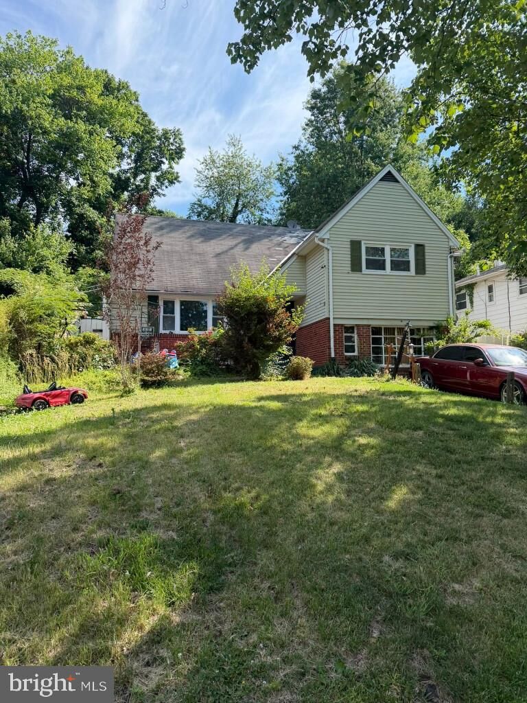 Property Photo:  6104 Greenvale Parkway  MD 20737 