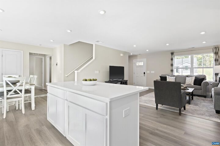 Property Photo:  557 Arches Ln  VA 22923 