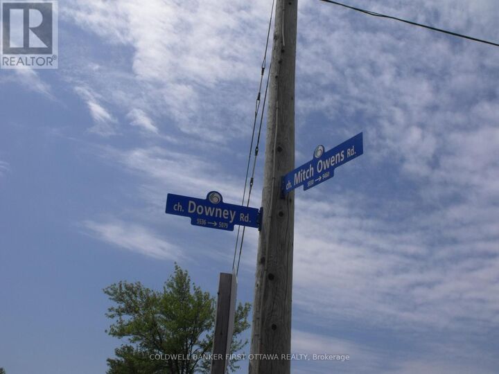 Property Photo: 5500 Downey Road ON K1X 1C8
