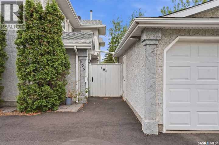 Property Photo:  105 615 Perehudoff Crescent  SK S7N 4K6 
