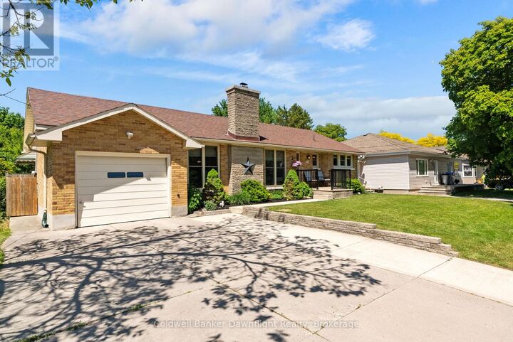 Property Photo: 116 Sanders Street East ON N0M 1S1