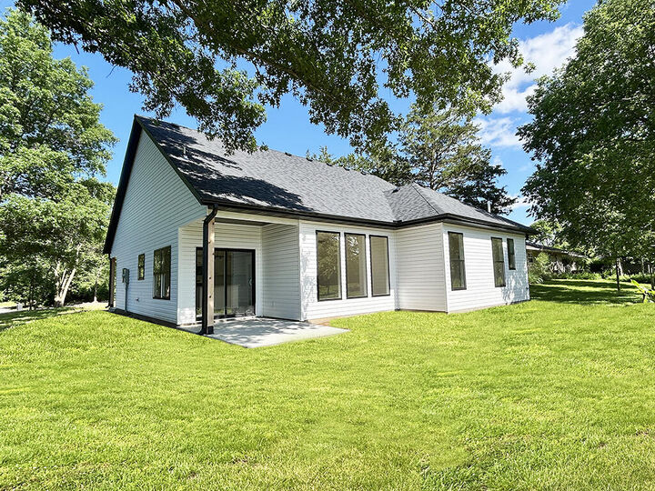 Property Photo:  1579 N Golf Blvd  MO 65202 