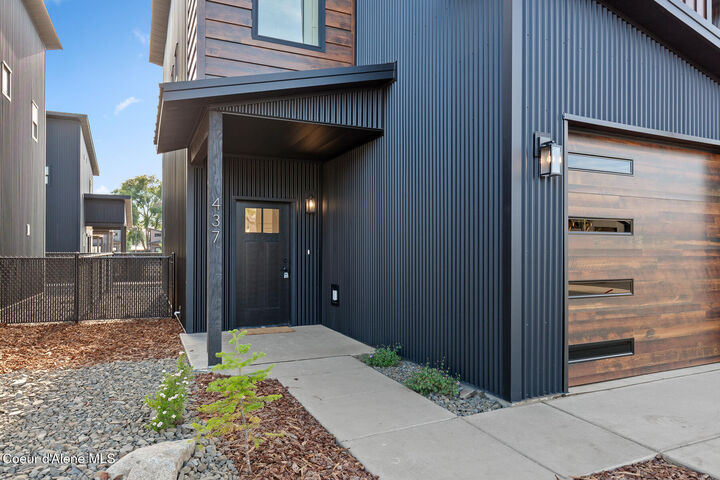 Property Photo:  437 N Wylder Lp  ID 83854 