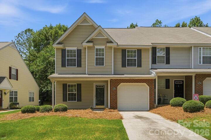 Property Photo: 1358 Walnut Hill Drive SC 29732