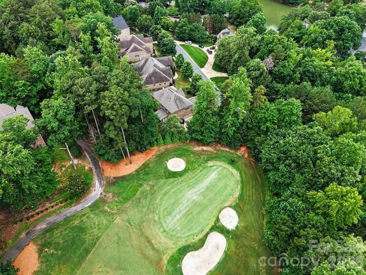 Property Photo:  16524 Crosshaven Drive  NC 28278 