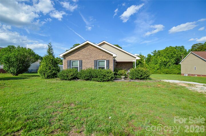 Property Photo:  1341 McRae Avenue 8  NC 28170 