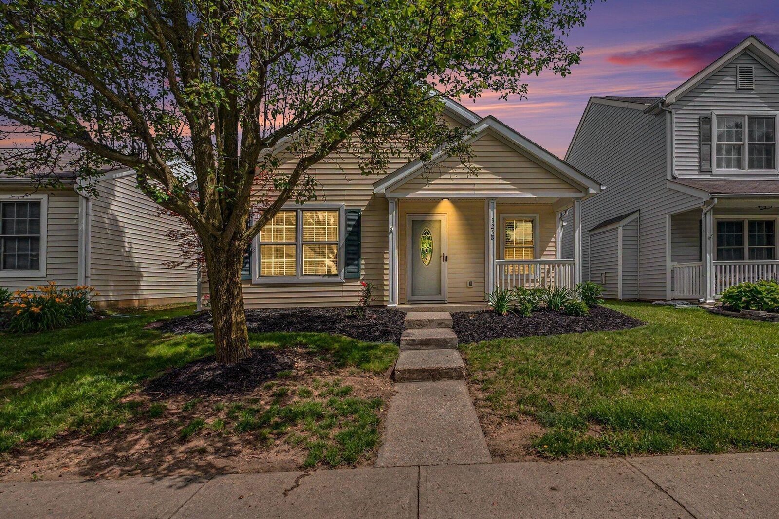 Property Photo:  5258 Franklin Street  OH 43146 