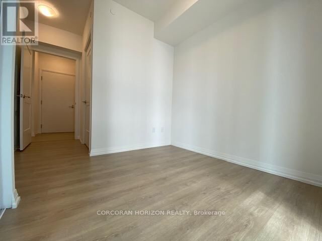 Property Photo:  8 Widmer Street 1805  ON M5V 2E7 