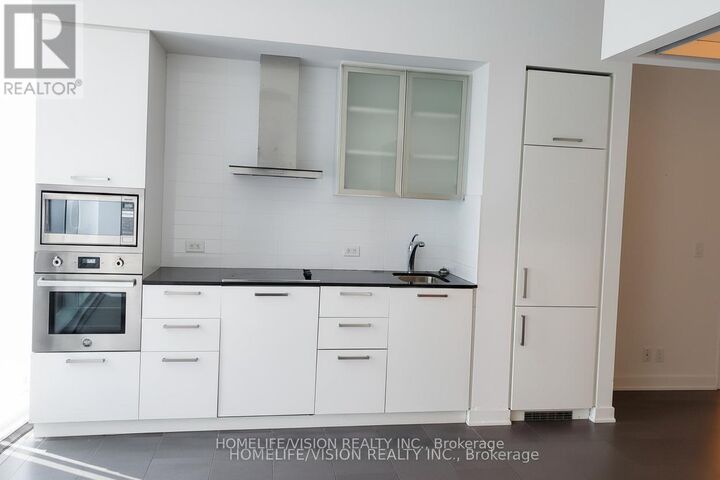 Property Photo:  12 York Street 3001  ON M5J 2Z2 