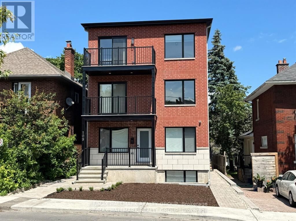 Property Photo:  109 Russell Avenue 5  ON K1N 7X2 