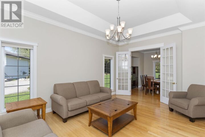 Property Photo: 113 Princeton Pl ON P7A 8B3