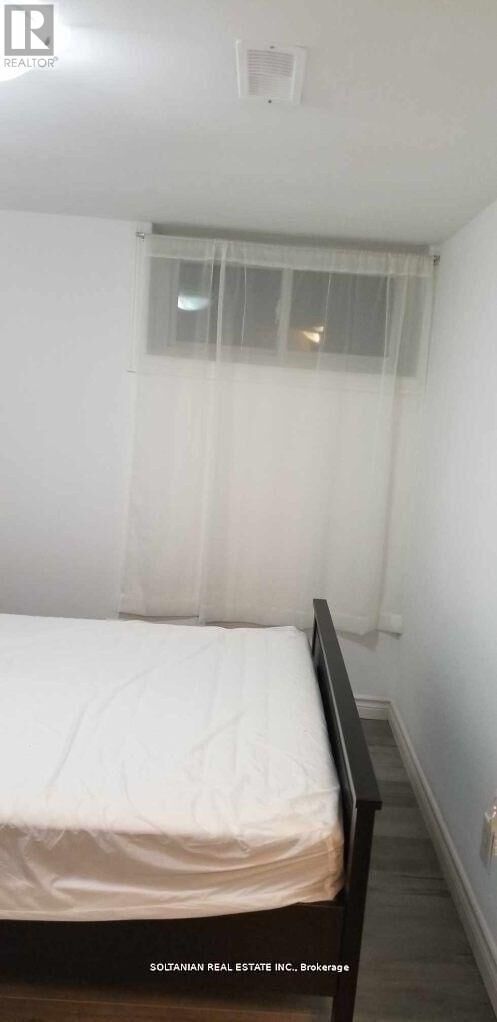 Property Photo:  12 Flerimac Road Bsmt Rm  ON M1E 4A9 
