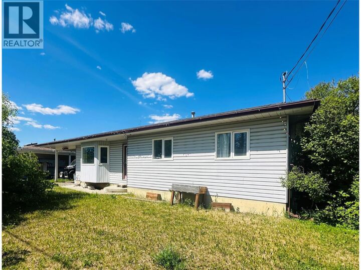 4108 52A Place Northeast — photo 1