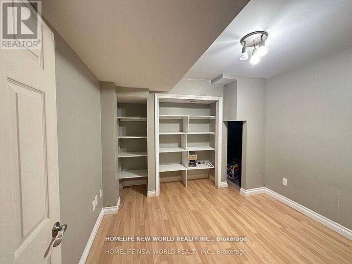 Photo de la propriété:  3 Cameo Drive Basement  ON L4S 2C3 