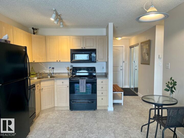 Property Photo:  70 Woodsmere Close 324  AB T8L 4R8 