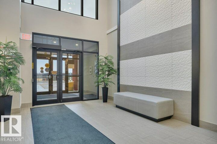 Photo de la propriété:  11074 Ellerslie Road SW 223  AB T6W 2C2 
