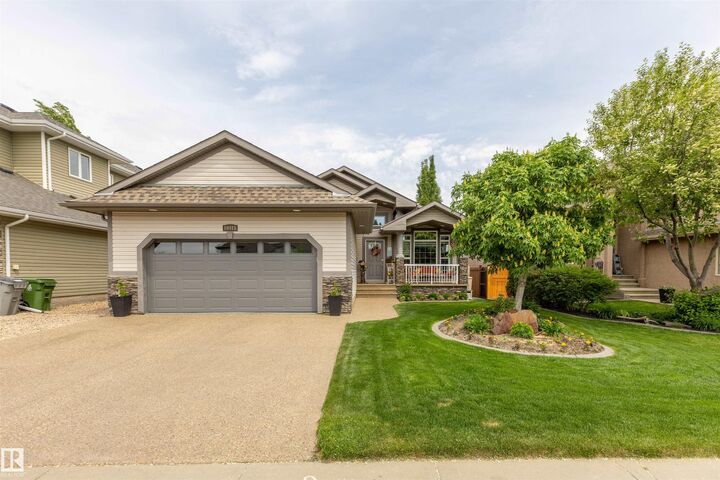 Property Photo:  10415 97 Street  AB T8R 0B8 