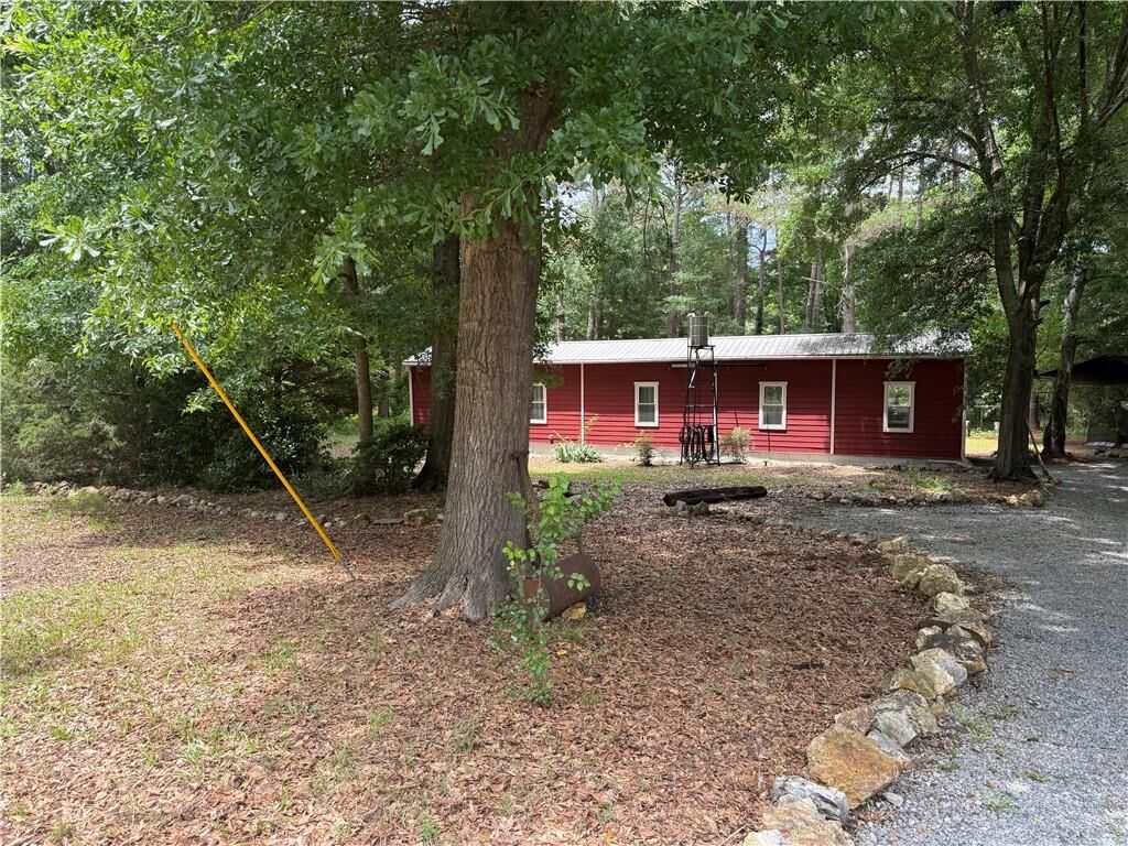 Property Photo: 726 Old Rome Road GA 30104
