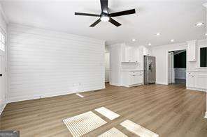 Property Photo:  127 Perry Street  GA 30052 