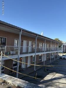 Property Photo: 215 E Race St 16 TN 37763