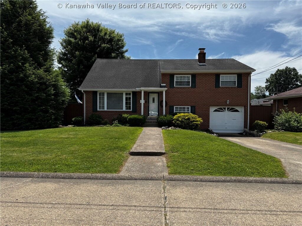 Property Photo:  1939 Lincoln Avenue  WV 25177 