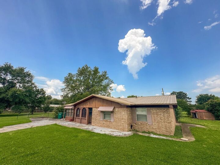 Property Photo:  500 Jefferson Street  TX 75570 