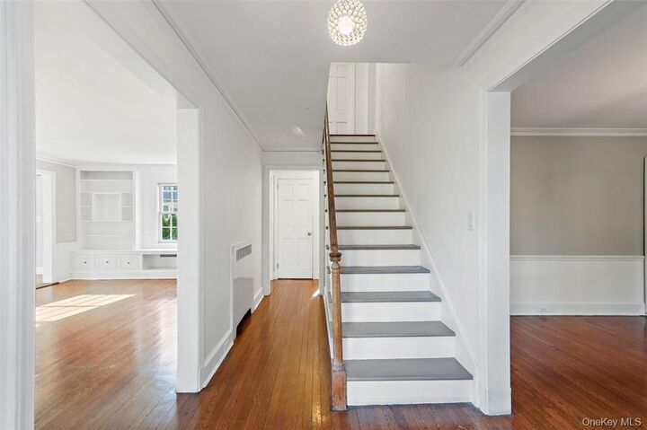 Property Photo:  246 Mamaroneck Road  NY 10583 